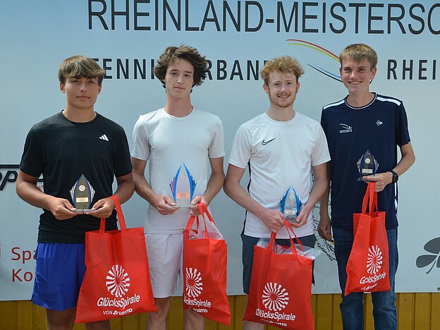 Siegerehrung Herren A v.l.: Max Mahler (3.), Julian Schauster (1.), Max Montermann (2.), Torben Wernecke (3.)