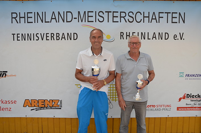 Herren 70: Sieger Horst Kelling (re.) und Finalist Arnold Neumann 